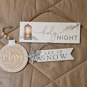 Holiday Wall Decor Set